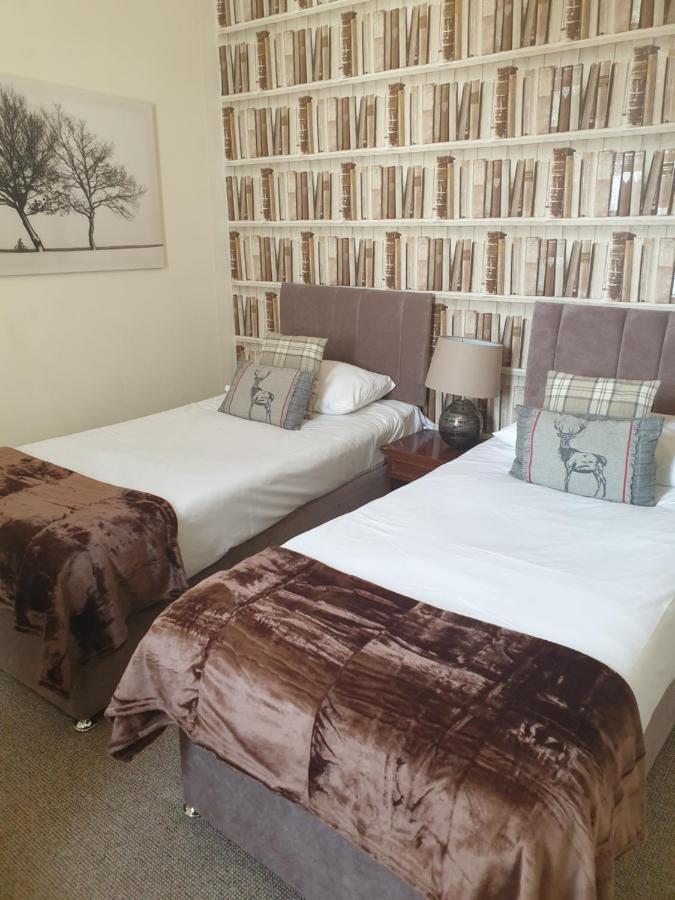 לאנרווסט The Meadowsweet Hotel & Self Catering Apartments מראה חיצוני תמונה